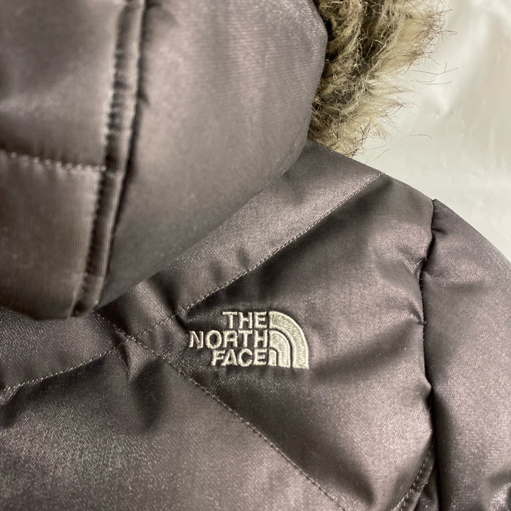 The North Face Grey Down Jacket with Faux Fur Trim - Picture 7 of 14
